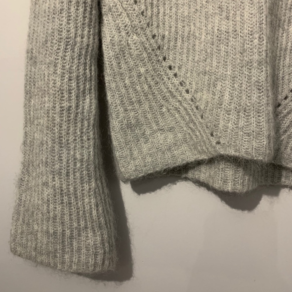 * SOLD * ITALIAN MOHAIR SWEATER - Picture 3 of 6